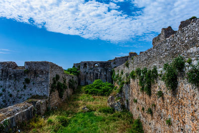 View of fort against cloudy sky