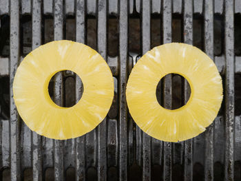 Directly above shot of yellow lemon on table