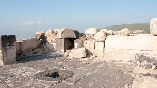 View of old ruins against sky