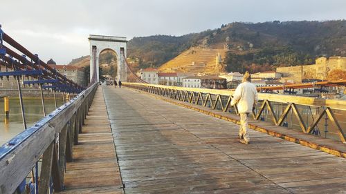 Rear view of golden gate bridge