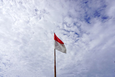 Indonesian flags that fly beautifully