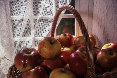 Close-up of apples in basket