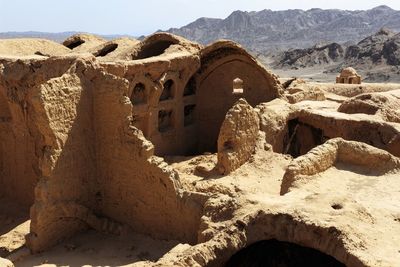 Olds ruin in iranian desert 