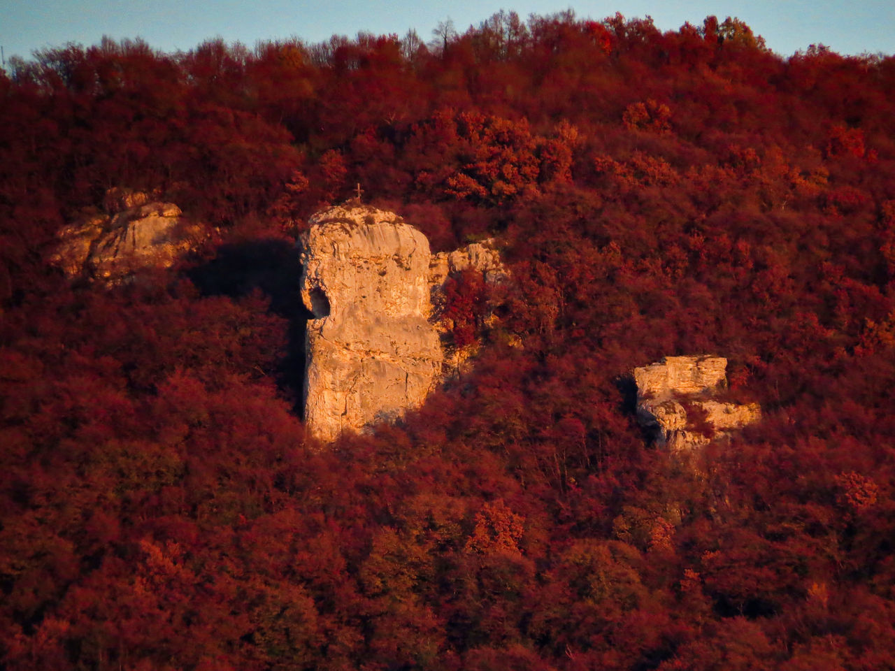 VIEW OF OLD RUINS