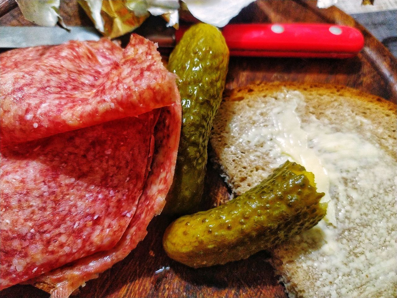 Jause. Cutting Board Rye Bread Butter Pickled Cucumber Hungarian Salami Snack Time Spuntino AndroidPhotography Smartphone Photography Rn8t Redmi Note 8t Close-up Food And Drink