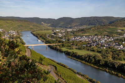 Panoramic view of the moselle valley with the wine village mülheim in the background