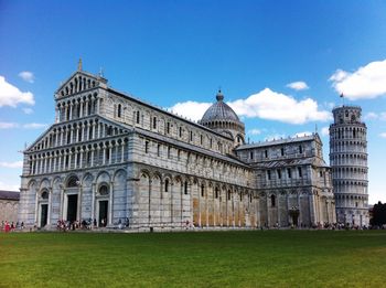 Exterior of pisa cathedral and tower