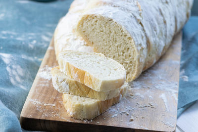 Close-up of bread on cutting board