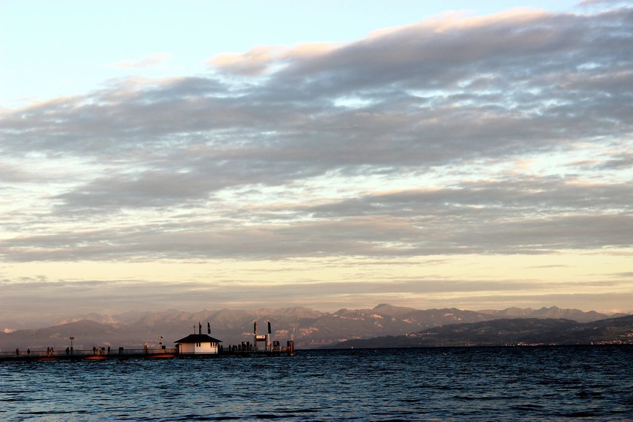 VIEW OF SEA AGAINST SKY DURING SUNSET