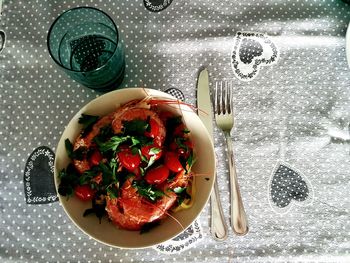 Directly above shot of tomatoes in plate