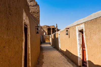 Traditional arab mud-brick architecture of clay houses in al majmaah, saudi arabia