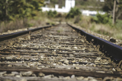 Surface level of railroad tracks