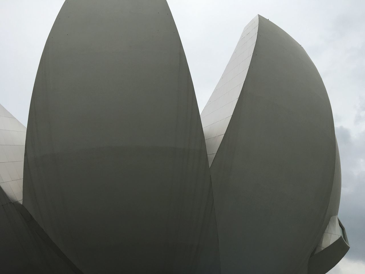 LOW ANGLE VIEW OF MODERN SCULPTURE