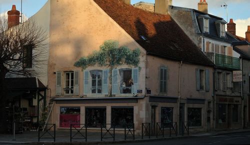 Buildings in city