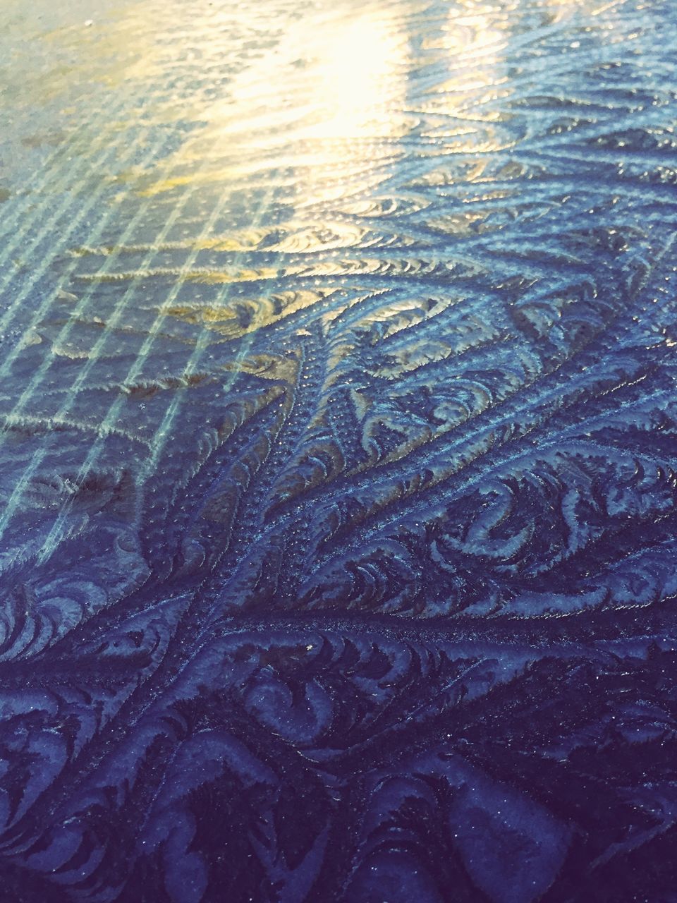 FULL FRAME SHOT OF RIPPLED WATER