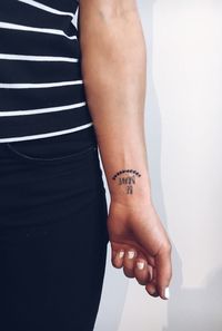 Low section of woman