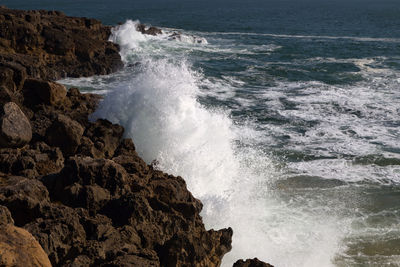 Crushing waves at he atlantic coast in cascais