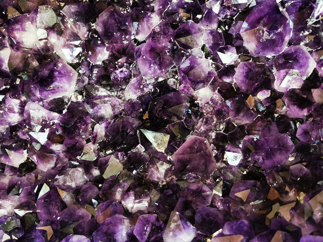 purple, amethyst, full frame, backgrounds, lilac, violet, lavender, flower, petal, no people, close-up, gemstone, mineral, nature, jewelry, plant, jewellery, crystal, fashion accessory, beauty in nature, textured, abundance, pattern, outdoors