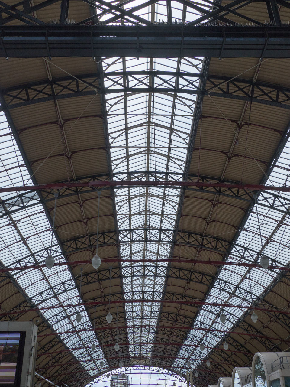 LOW ANGLE VIEW OF CEILING AT MUSEUM