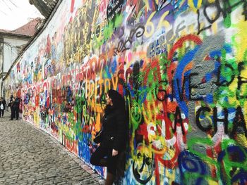 Graffiti on wall