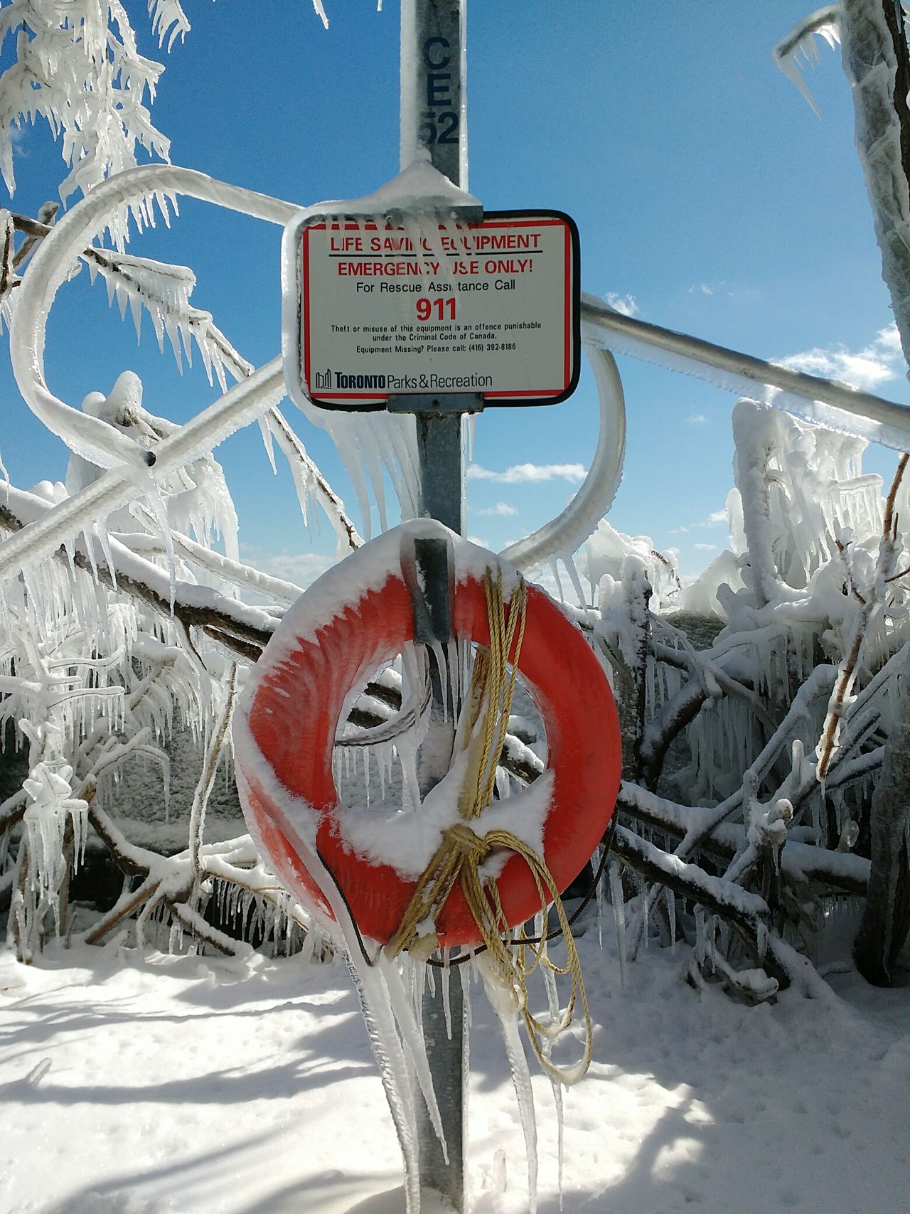 Frozen sign