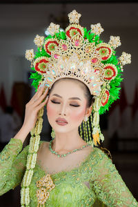 Potret traditional bride. indonesian bride.