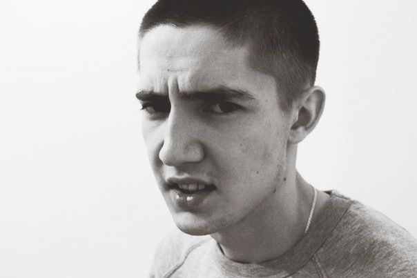 studio shot, headshot, young men, white background, person, portrait, looking at camera, front view, lifestyles, young adult, close-up, copy space, head and shoulders, mid adult, mid adult men, beard, serious, leisure activity