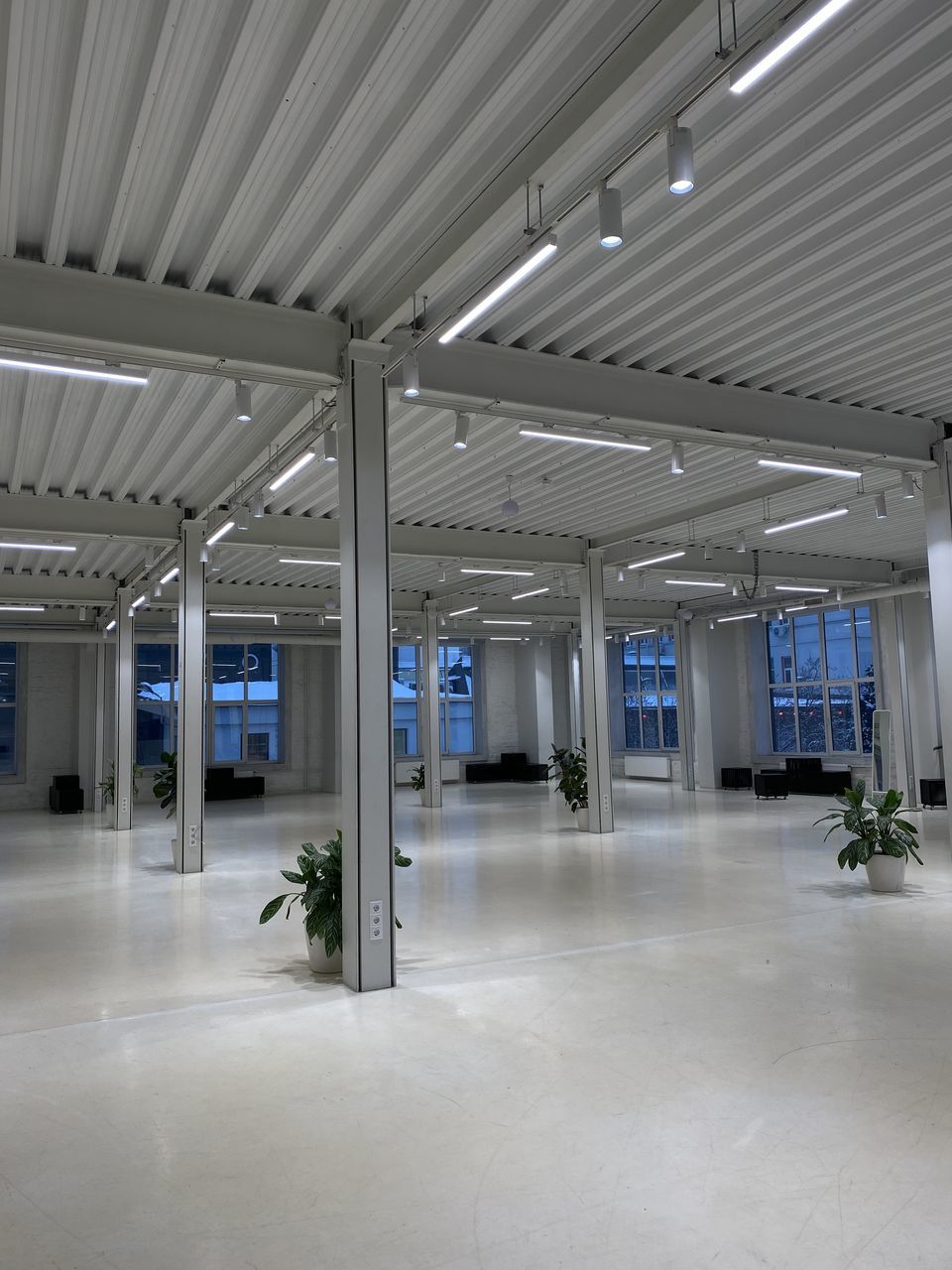 architecture, interior design, built structure, indoors, ceiling, daylighting, building, no people, technology, room