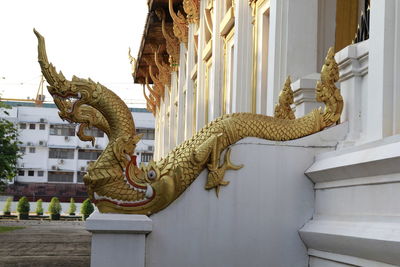 View of statue against building