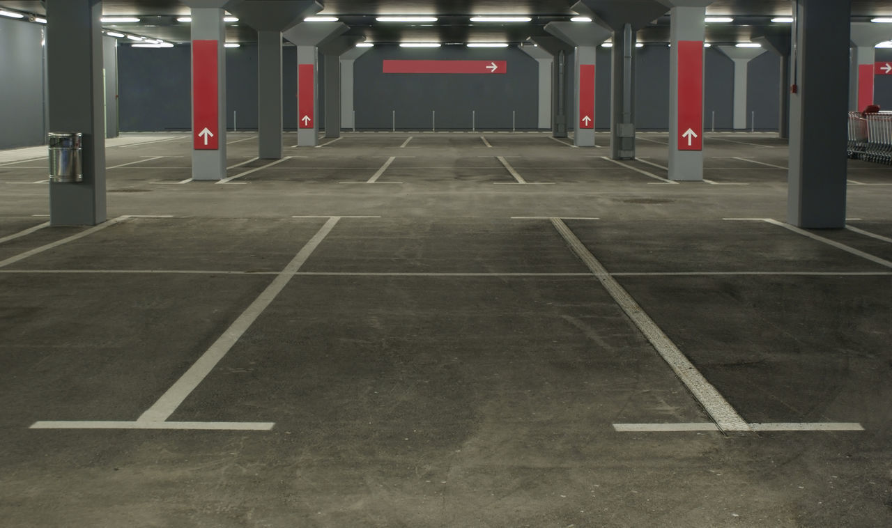 EMPTY UNDERGROUND PARKING LOT