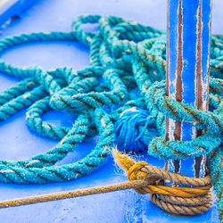 Close-up of rope tied on metal