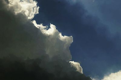 Low angle view of clouds in sky