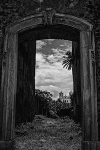 Abandoned built structure against sky