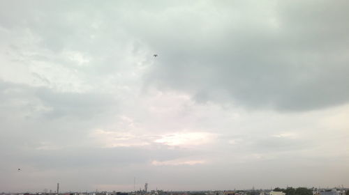 Low angle view of cloudy sky