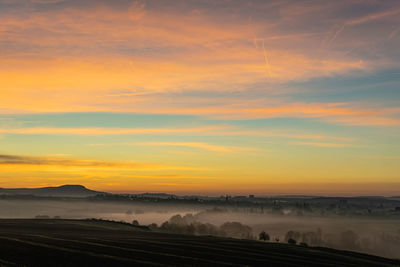 The valley hidden in the haze of the morning 