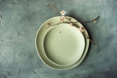 Directly above shot of bread in bowl on table