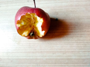 Directly above shot of apple on table