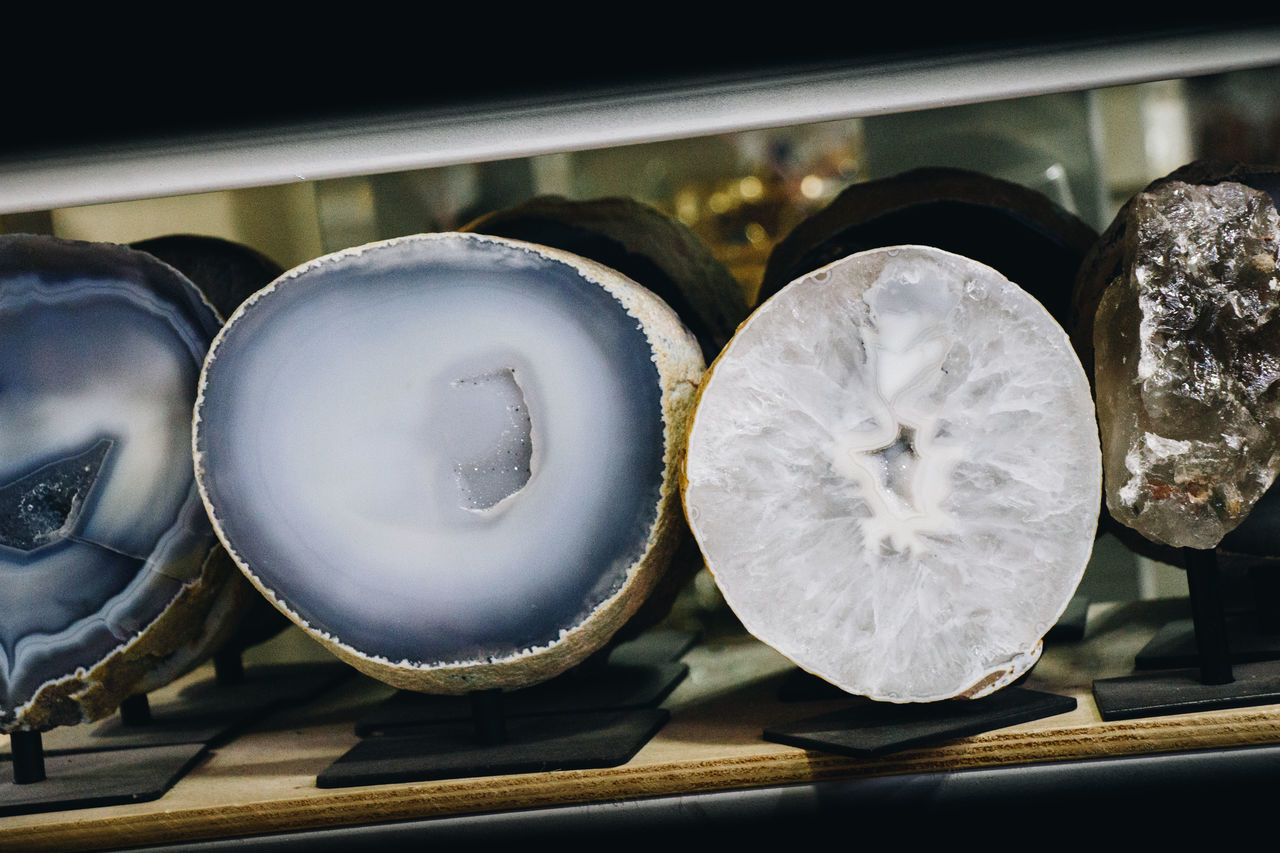 CLOSE-UP OF BREAD IN CONTAINER