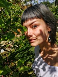 Portrait of woman smiling