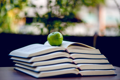 Stack of apple on table