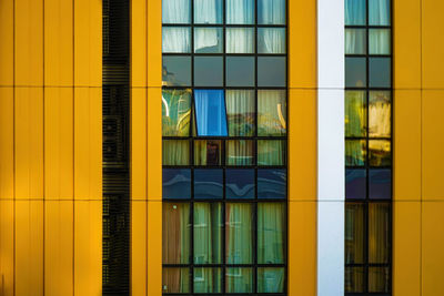 Full frame shot of patterned wall