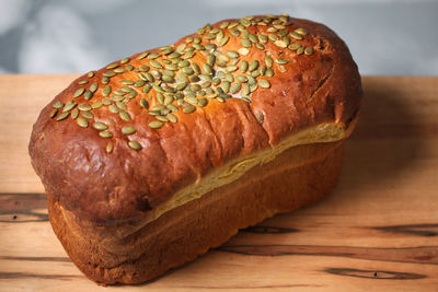 Close-up of bread on cutting board