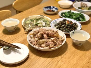 Chinese family dinner 