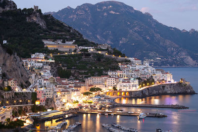 Amalfi skyline 