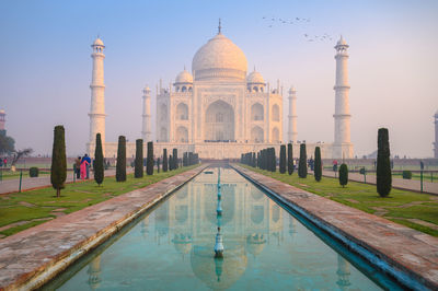 View of taj mahal against sky