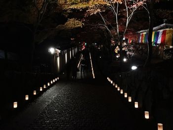 Illuminated tunnel