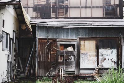 Abandoned building