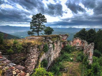 View of old ruins against sky