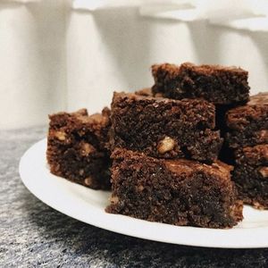 Close-up of cake in plate on table