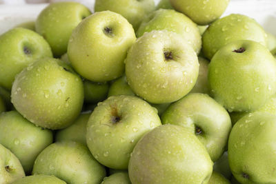 Full frame shot of apples